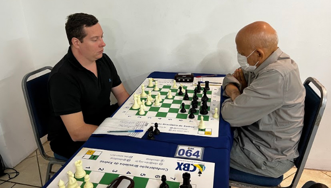 Campeonatos de xadrez e futebol beneficente agitam Brasília neste