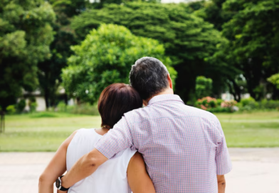 Maioria acima dos 60 anos está sexualmente satisfeita, mas saúde e estresse desafiam vida íntima masculina, indica estudo