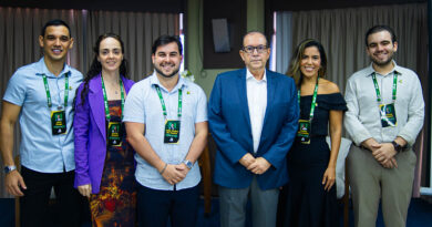 Almoço Empresarial da AJE Fortaleza reúne empresários em encontro com Ênio Silveira no Iate Plaza Hotel