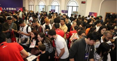 Feira de emprego tem mais de 3 mil inscritos e evidencia expansão de empresas chinesas no Brasil