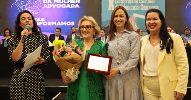 Maria da Penha e Socorro França são homenageadas durante abertura da II Conferência Estadual da Mulher Advogada